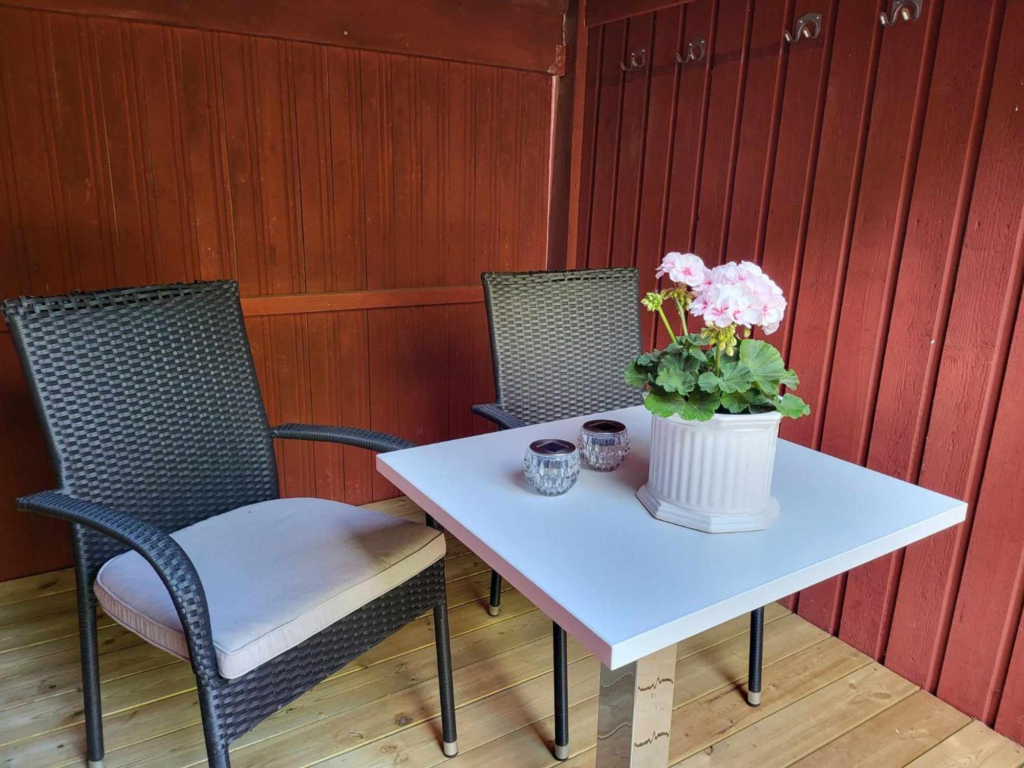 Вілла Minihus Med Stor Traedgardstomt Naera Golf Och Hav Труса Екстер'єр фото